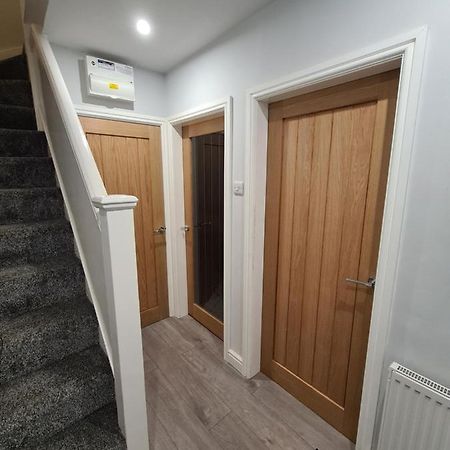 Whole House - 4 Bedrooms - Parking - Sleeps 8 Birmingham Buitenkant foto