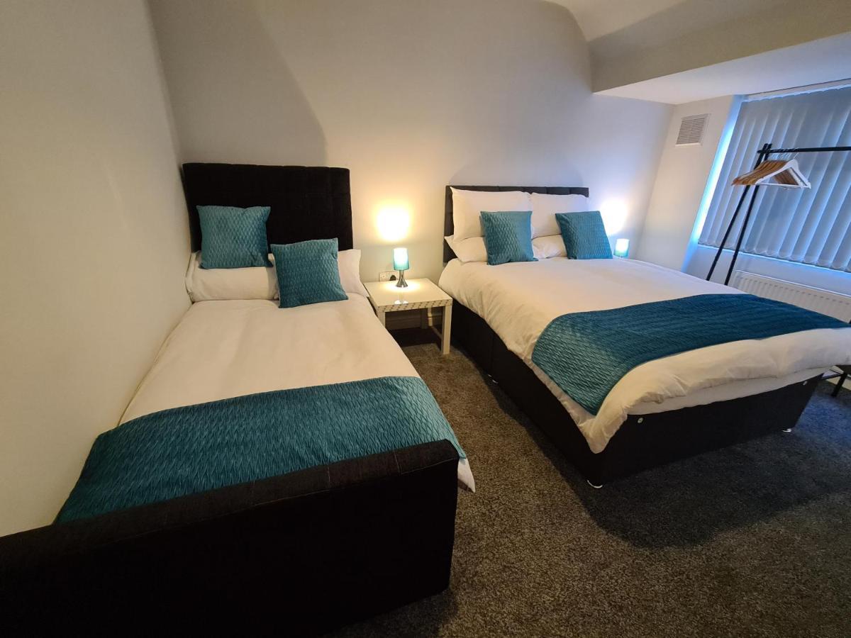 Whole House - 4 Bedrooms - Parking - Sleeps 8 Birmingham Buitenkant foto