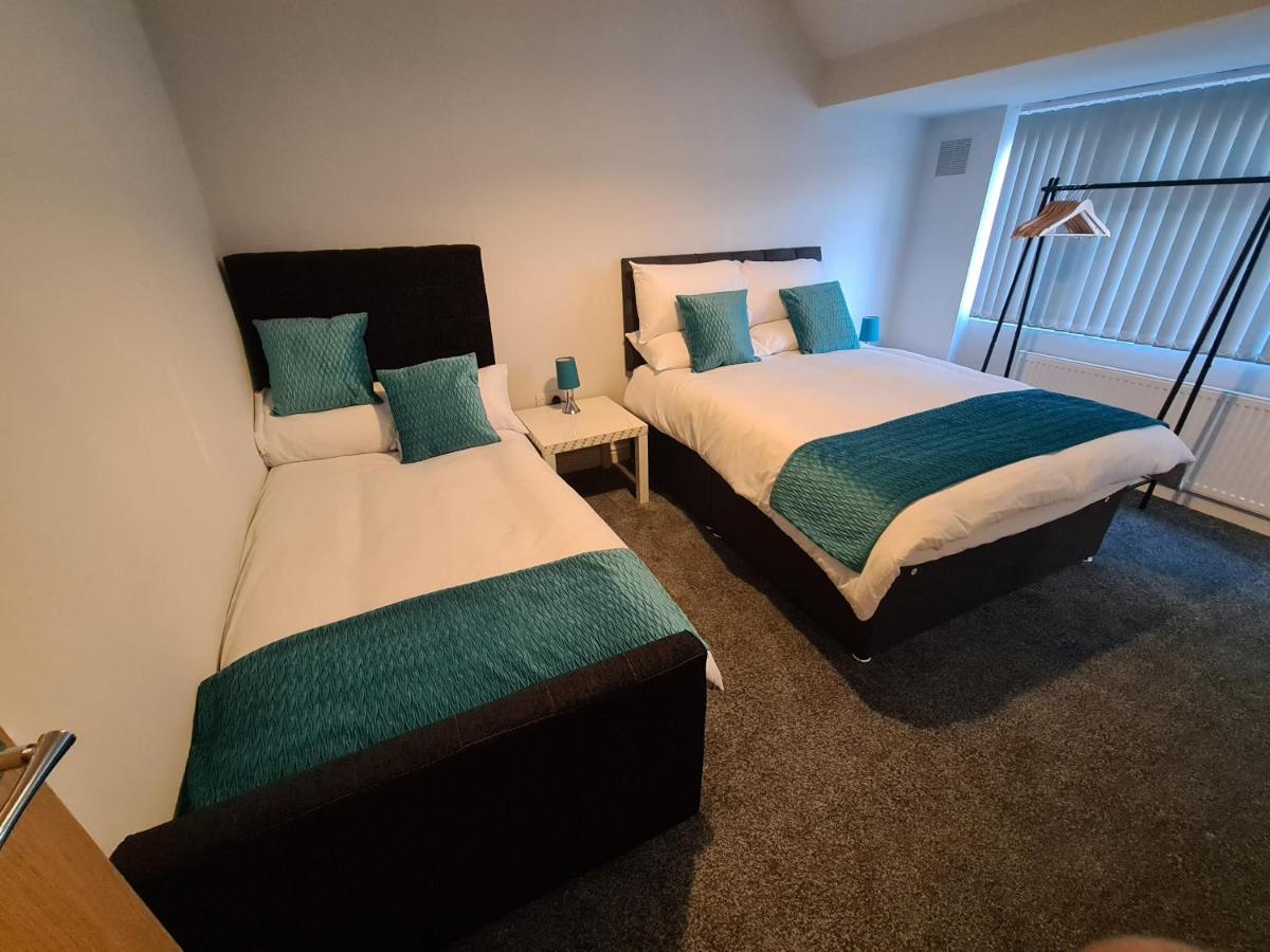 Whole House - 4 Bedrooms - Parking - Sleeps 8 Birmingham Buitenkant foto
